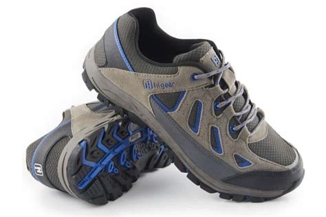 best inexpensive walking sneakers.